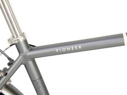 Raleigh Pioneer Crossbar Traditional Hybrid Bicycle - Graphite Black/Grey 4 Thumbnail