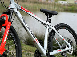 Imperfect Dallingridge Viscount Hardtail Mountain Bike, 27.5