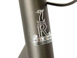 Imperfect Raleigh Pioneer Low Step Traditional Hybrid Bicycle Graphite Black/Grey 5 Thumbnail