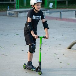 Xootz Brainache Kids Stunt Scooter - Green/Black 4 Thumbnail