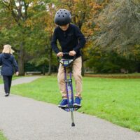Toyrific Crushing Crittaz Unisex Kids Pogo Stick Toy - Image 5
