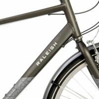 Raleigh Pioneer Crossbar Traditional Hybrid Bicycle - Graphite Black/Grey - Image 4