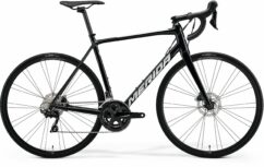 Merida Scultra Disc 400 Hydroformed Road Race Bike, 700c Wheel - Gloss Black/Silver