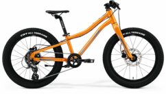 Merida Matts Jr. 20 Plus Junior Mountain Bike 2022, 20" Wheel - Gloss Orange