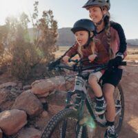 Kids Ride Shotgun Pro Child Bike Seat + Handlebars Combo - Image 3