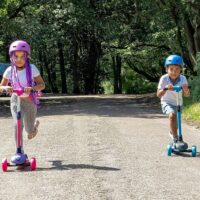 Li-Fe Trilogy Electric Tri-Scooter - Blue/Black - Image 5