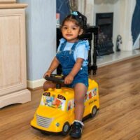 Cocomelon School Bus Ride On - Yellow - Image 6