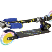 Batman Folding Inline Scooter with Light Up Wheels - Image 6